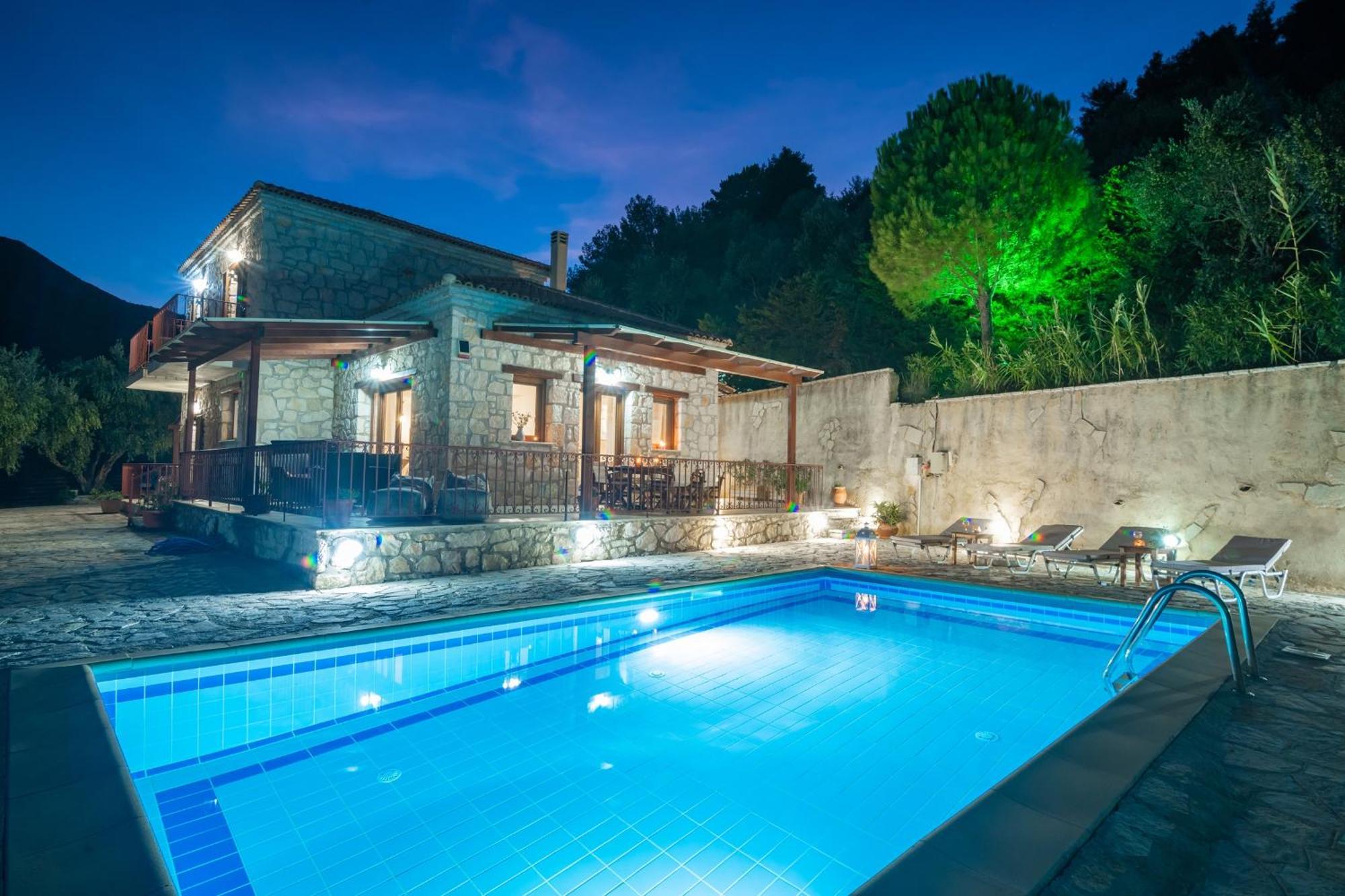 Elegance - Andon & Yiota Villa *