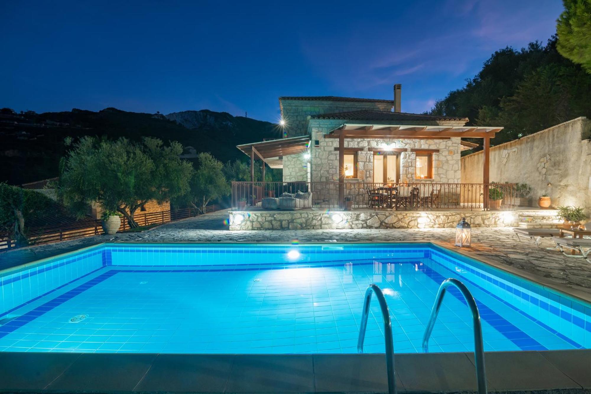 Elegance - Andon & Yiota Villa *