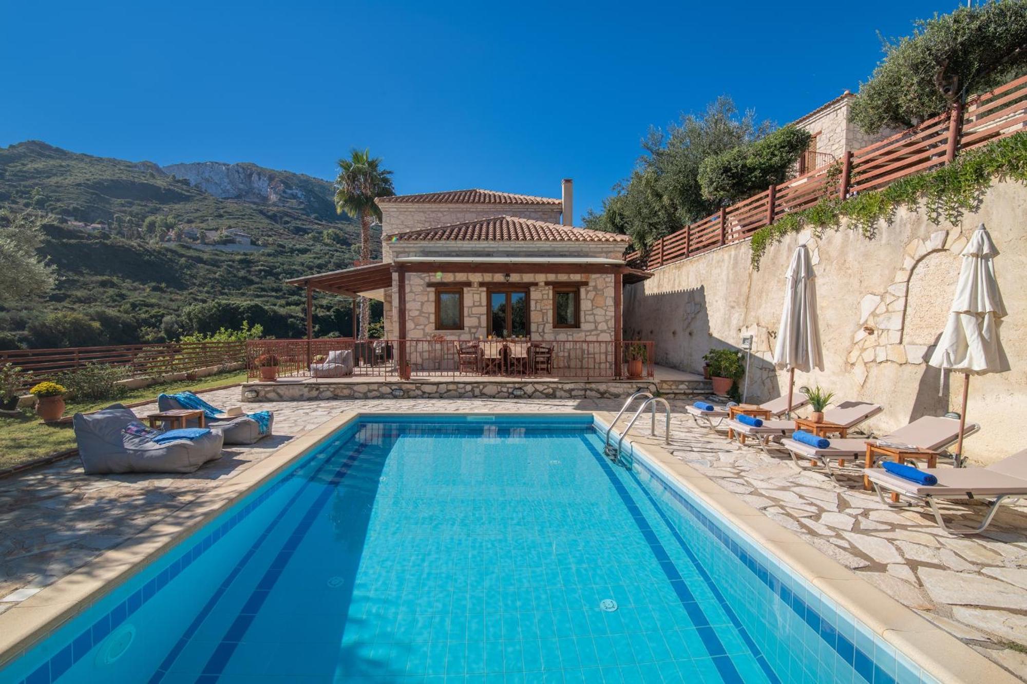 Villa Elegance - Andon & Yiota Argassi
