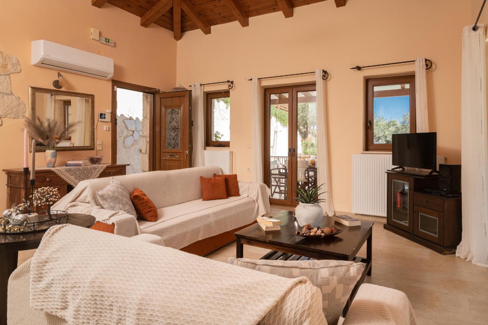 Villa Elegance - Andon & Yiota *